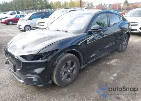 2021 Ford Mustang Mach-E California Route 1 z USA, uszkodzony, nr VIN 3FMTK2R75MMA26756